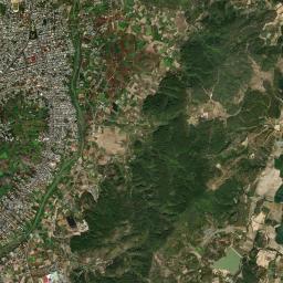 Đưc Trọng High Resolution Satellite Map