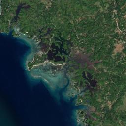 Locmayan High Resolution Satellite Map