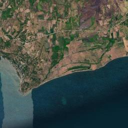 Calatugas High Resolution Satellite Map