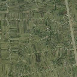 Huyen Nam Can High Resolution Satellite Map