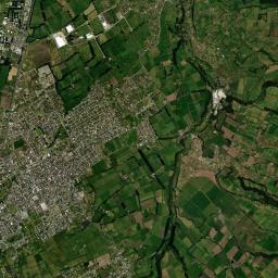 Machachi High Resolution Satellite Map