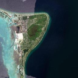Meedhoo High Resolution Satellite Map