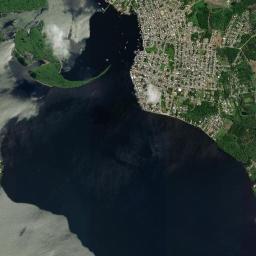 Maués High Resolution Satellite Map