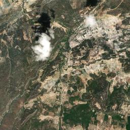 Manari High Resolution Satellite Map