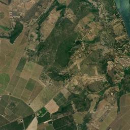 Santana do São Francisco High Resolution Satellite Map