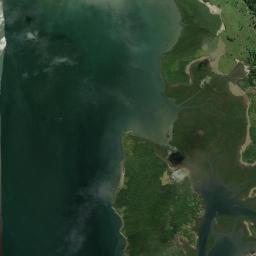 São Francisco do Conde High Resolution Satellite Map