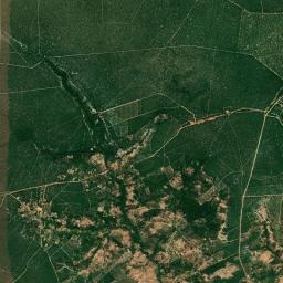 Canápolis High Resolution Satellite Map