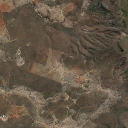 Araçuaí High Resolution Satellite Map