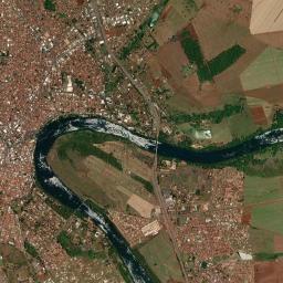 Itumbiara High Resolution Satellite Map