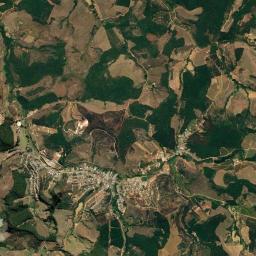 Divinésia High Resolution Satellite Map