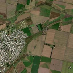 Las Parejas High Resolution Satellite Map