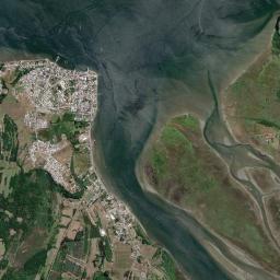 Maullín High Resolution Satellite Map