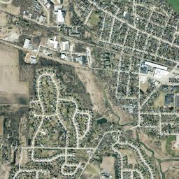 305 North Locust Street, Oconomowoc, WI Satellite Map