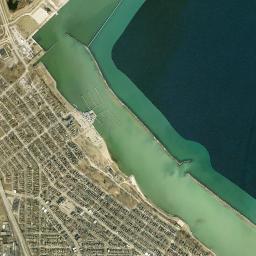 2077 East Iron Street, Milwaukee, WI 53207 Satellite Map