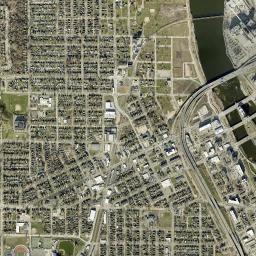 611-625 C Ave NW Cedar Rapids IA Satellite Map