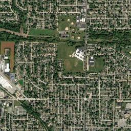 2820-2826 N Pine St Davenport IA Satellite Map