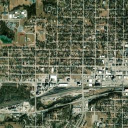 North 8th Street, Atchison, KS 66002 Satellite Map