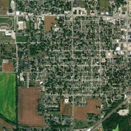 905 South Houston Street, Taylorville, IL 62568 Satellite Map