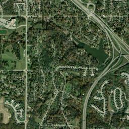 3329 NW Edgewater Trail, Houston Lake, MO 64151, USA Satellite Map