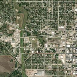 800-820 N Van Buren St Hutchinson Satellite Map