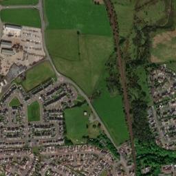 4 Castle Farm Close, Stewarton, East Ayrshire  High Resolution Satellite Map