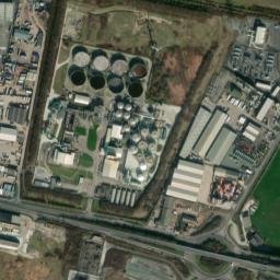 Salt End, Salt End Hull Road (W-bound), Hull, East Riding of  Satellite Map