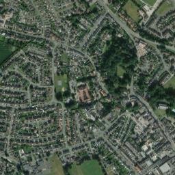 40-44 High St, Mold, Flintshire CH7, UK High Resolution Satellite Map