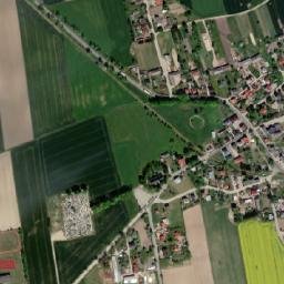 Czernice Borowe map(satellite map)