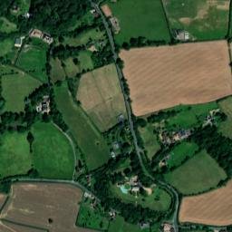 Hanbury Road, Bromsgrove, Worcestershire High Resolution Satellite Map