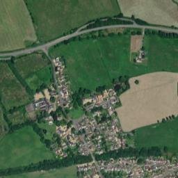 39 High St, Great Houghton, Northampton, Northamptonshire NN4 Satellite Map