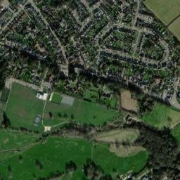 90 London Road, Aston Clinton, Buckinghamshire High Resolution Satellite Map