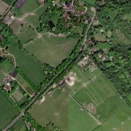 Risborough Rd, Aylesbury, Buckinghamshire HP17, UK High Resolution Satellite Map