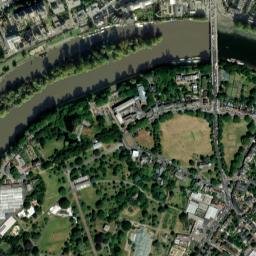  London Borough of Hounslow, London W4, UK High Resolution Satellite Map