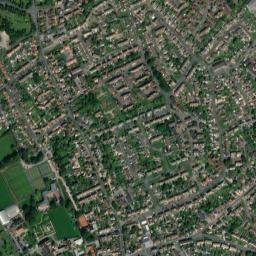 42 Newcroft Rd, Calne, Wiltshire SN11, UK High Resolution Satellite Map