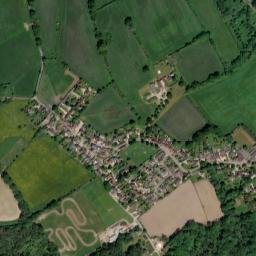 Back Ln, Reading, West Berkshire RG7, UK High Resolution Satellite Map