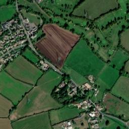 77 Dunch Ln, Melksham, Wiltshire SN12 8DX, UK Satellite Map