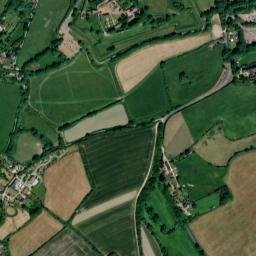 40 Castle Hill, Newport, Isle of Wight PO30 High Resolution Satellite Map