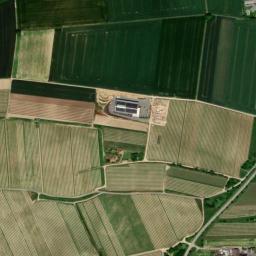 Satellite view of Golfanlage Domtal Mommenheim