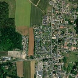 Perriers-sur-Andelle map(satellite map)