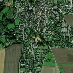 Bernières-sur-Mer map(satellite map)