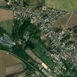 Trie-Château map(satellite map)