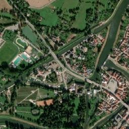 Veselí nad Moravou map(satellite map)