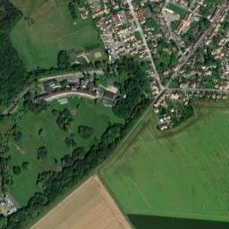 Neufmoutiers-en-Brie map(satellite map)