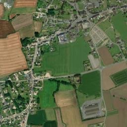 Plounévez-Lochrist map(satellite map)
