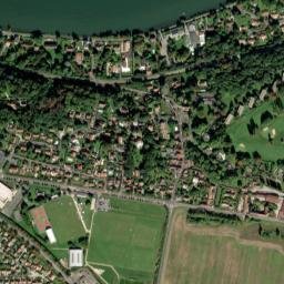 Le Coudray-Montceaux map(satellite map)