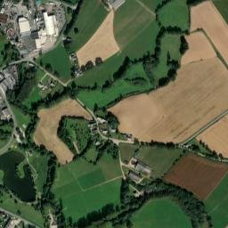 Saint-Caradec map(satellite map)