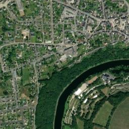 Châteauneuf-du-Faou map(satellite map)
