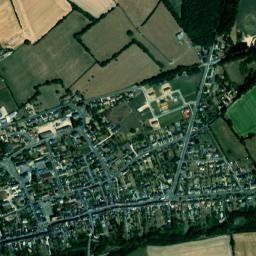 La Bazoche-Gouet map(satellite map)