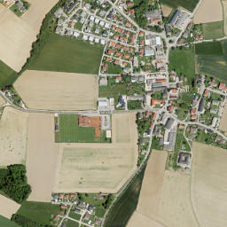 Hofkirchen im Traunkreis map(satellite map)