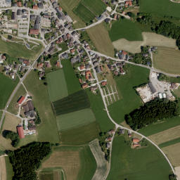 Neukirchen an der Vöckla map(satellite map)